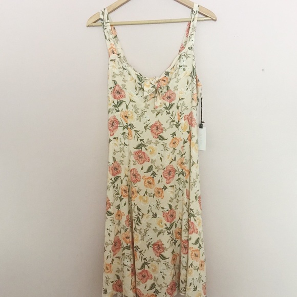 Astr Dresses & Skirts - Astr Nordstrom Summer Floral Tie Dress